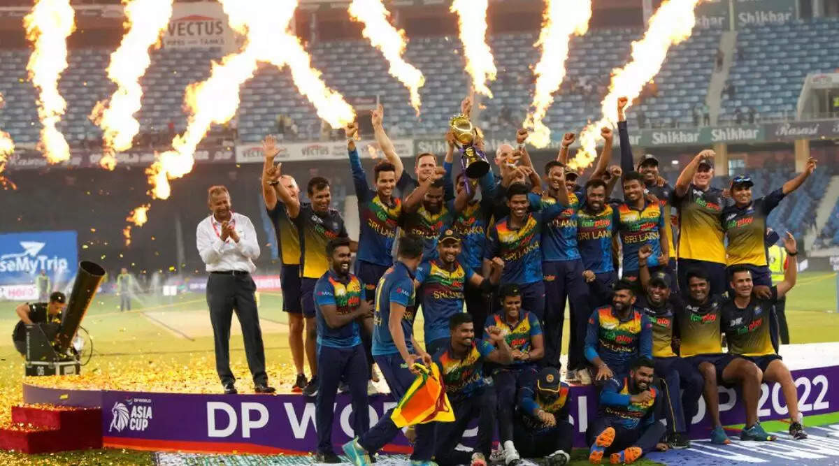 Asia Cup 2022 - Sri Lanka with the trophy