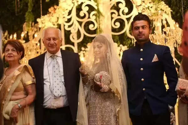 Ahmed Shehzad - Sana Murad