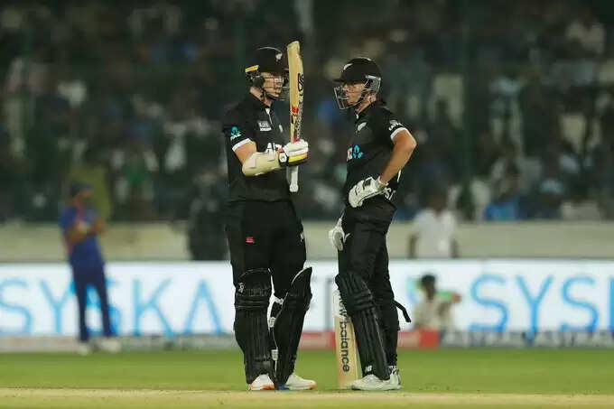 Ind vs Nz - Michael Bracewell - Mitchell Santner