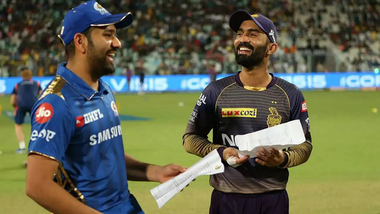 Dinesh Karthik - Rohit Sharma