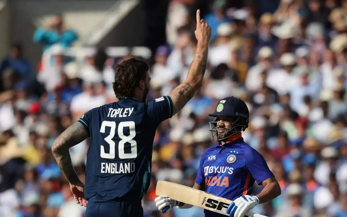 Eng vs Ind - Reece Topley - Shikhar Dhawan