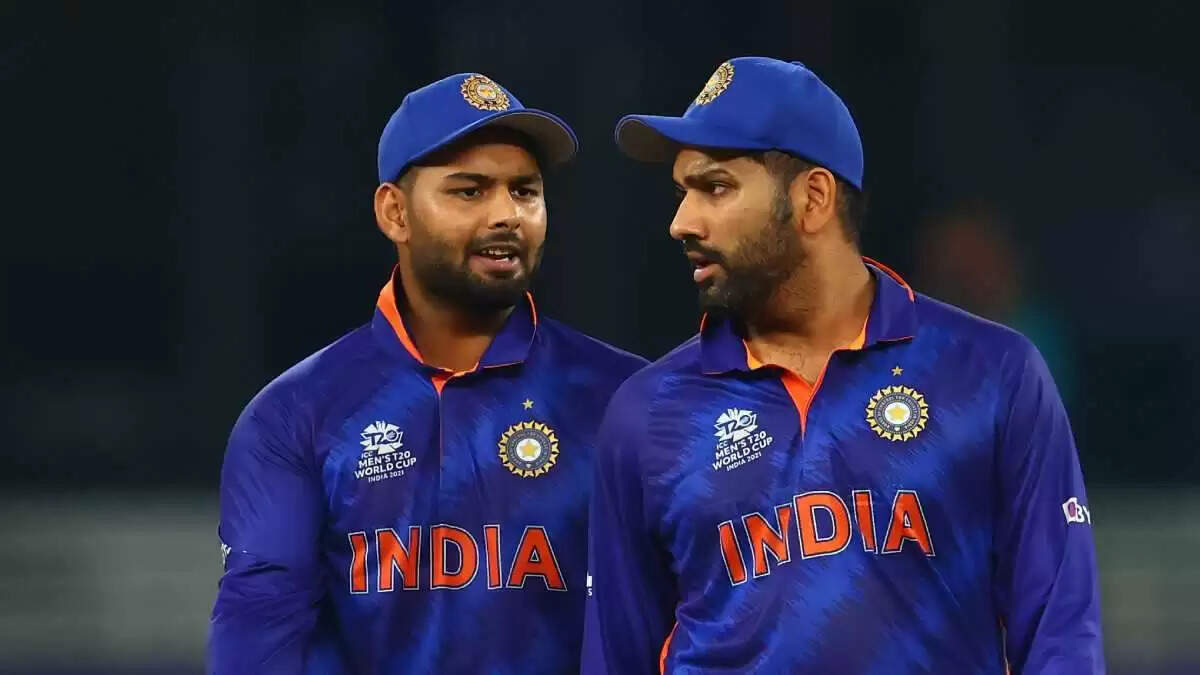 Rishabh Pant - Rohit Sharma